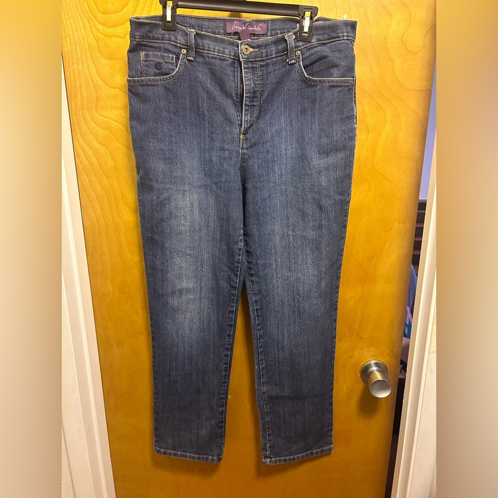 Gloria Vanderbilt Straight Leg Petite Jeans